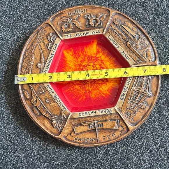 •1970’s Hawaii Souvenir Ashtray Treasure Craft of Hawaii• - Picture 4 of 4